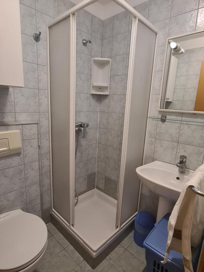 Apartmani Emily Pula Ngoại thất bức ảnh